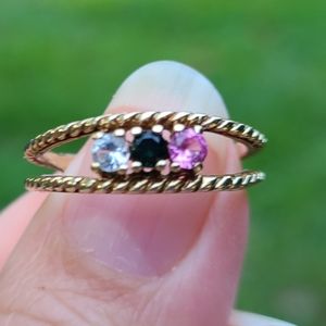 10kt gold Sapphire ring